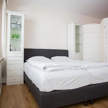 - Feldstrasse 30-o Hotel Winterberg